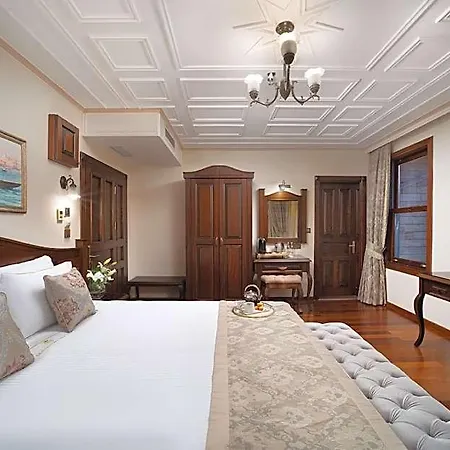 Bender 5* Istanbul